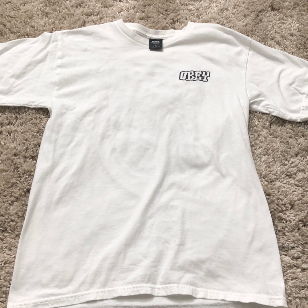 OBEY T SHIRT